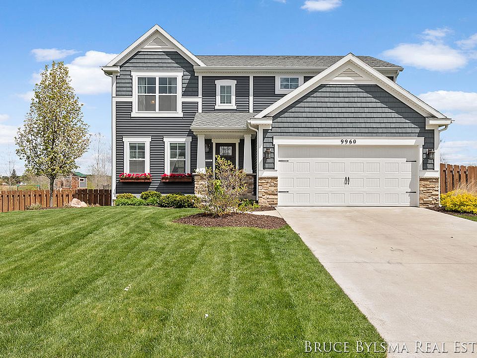 1st image of 9960 Myers View Dr