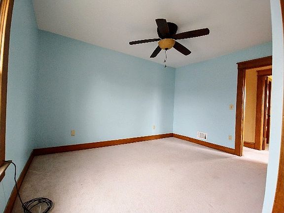 3rd image of 1159 College Ave
