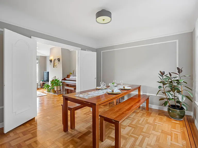 1938 18th Ave — Photo 9