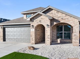 2413 Aberdeen Ave, Wolfforth, TX 79382