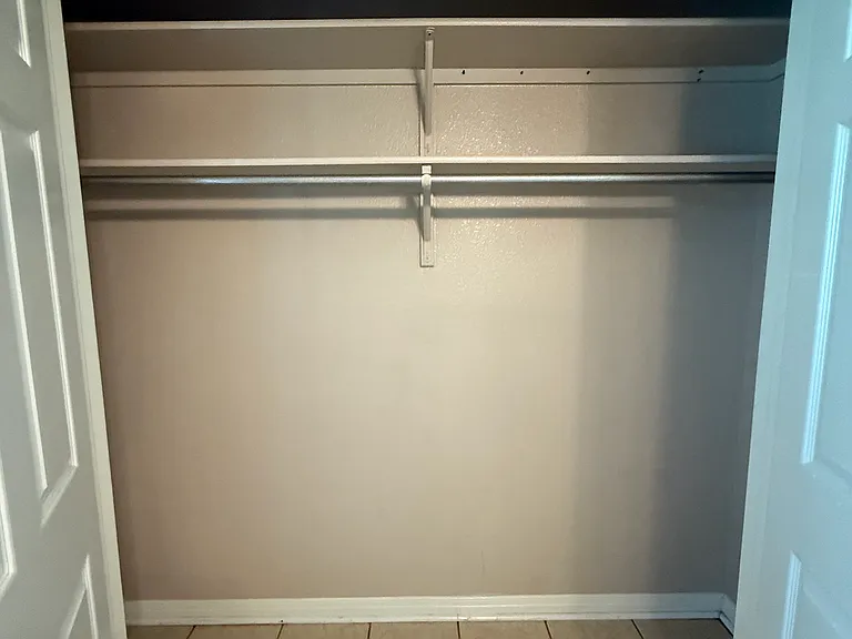 2070 Bentwood Dr — Photo 11