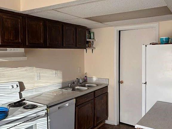 2nd image of 3163 Citrus Ct