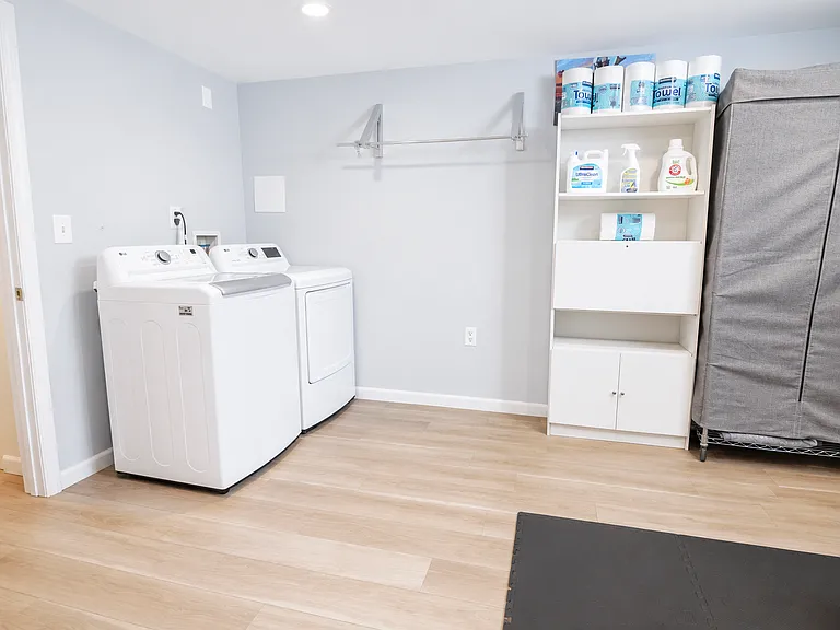 1501 Ladd St — Photo 38