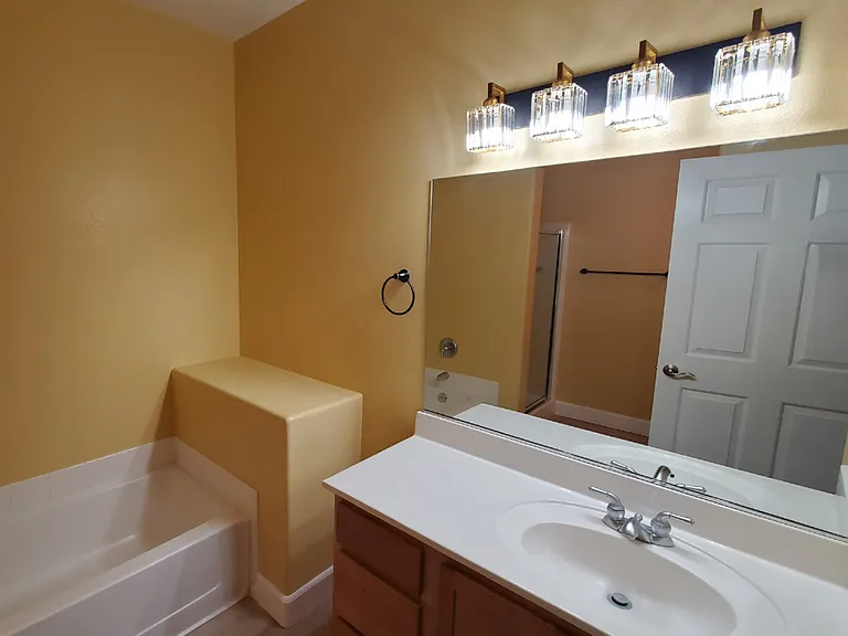 2291 W Horizon Ridge Pkwy #13275 — Photo 17
