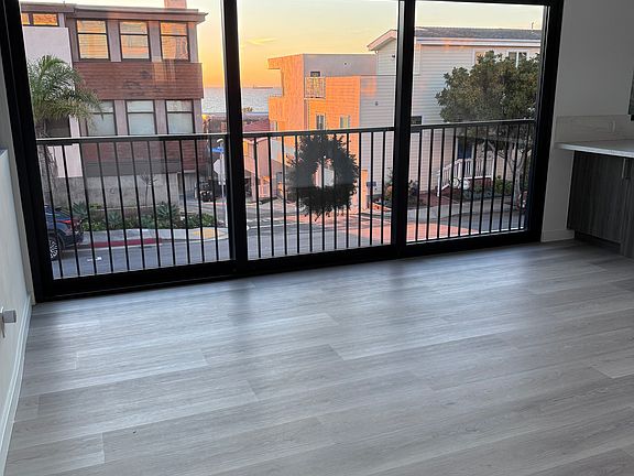 5th image of 2408 Highland Ave #A