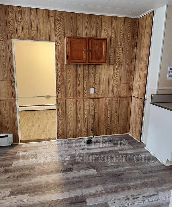 323 Waldo St Rumford ME Zillow