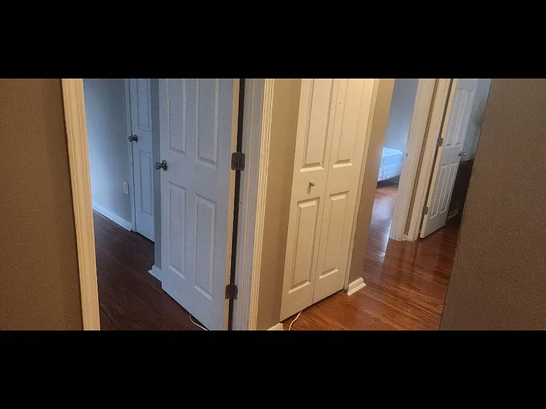 415 Parkdale Dr #16D — Photo 3