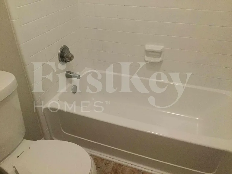 535 Sherwood Oaks Rd — Photo 11
