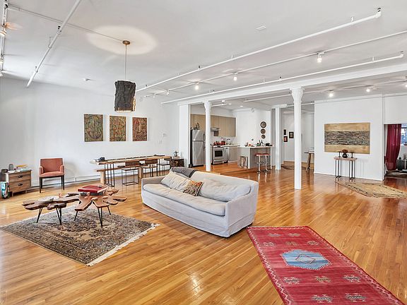 3rd image of 122 Duane St APT 3D