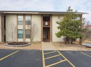 243 Clubhouse Dr APT 16, Branson, MO 65616