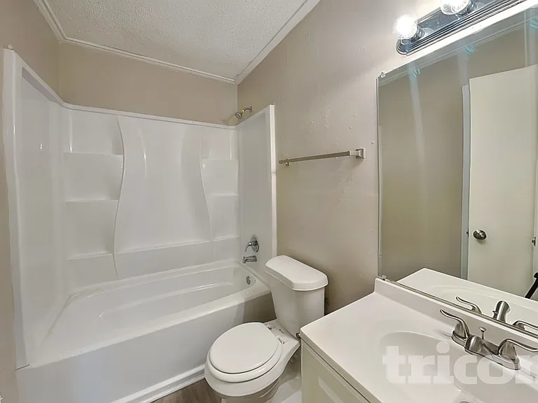 6831 De Palma — Photo 14