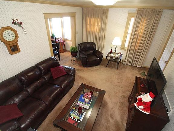4th image of 601 Jefferson Ave