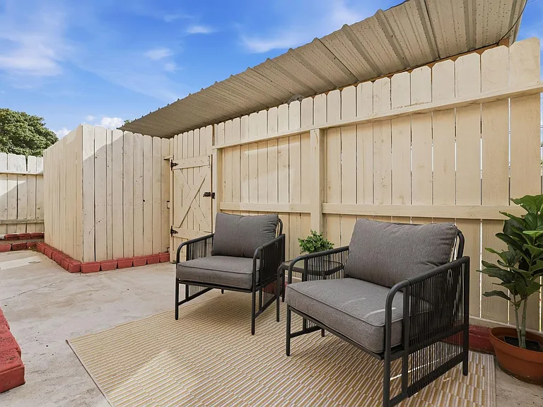 14121 Lost Meadow Ln — Photo 34