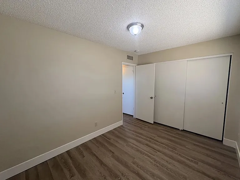 8420 W Las Palmaritas Dr — Photo 8