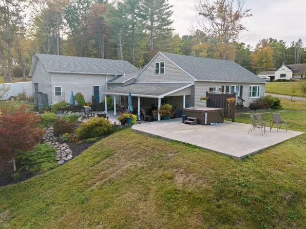 400 W Hill Rd, Vestal, NY 13850