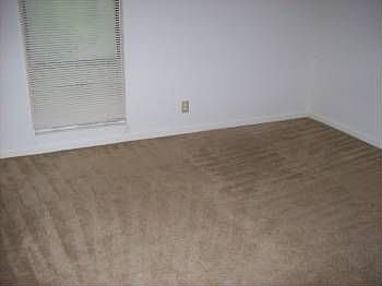 3rd image of 6401 Woodbend Dr