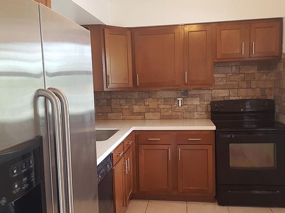 4th image of 7503 NW 44th Ct APT 11