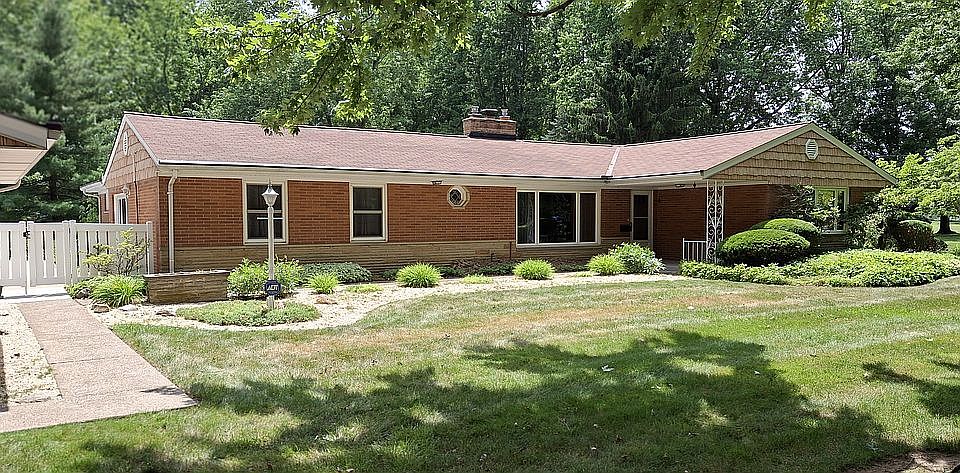 1st image of 33475 Tullis Dr