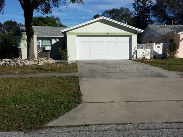 8321 46th St N, Pinellas Park, FL 33781