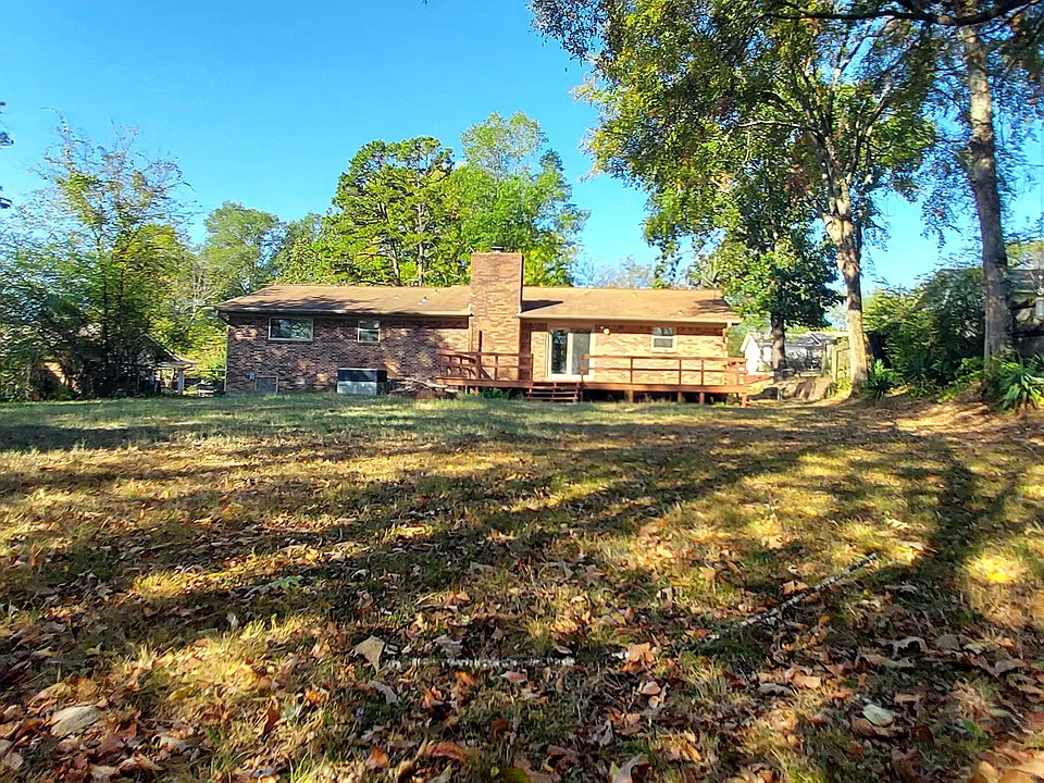 110 Meadowmere Ter
