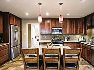 618 N Bryan St — Photo 4