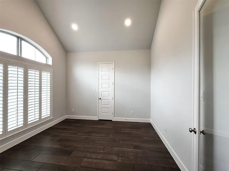 18935 Rosewood Terrace Dr — Photo 4