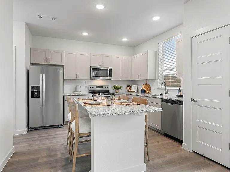 B2 Kitchen B2 Kitchen
