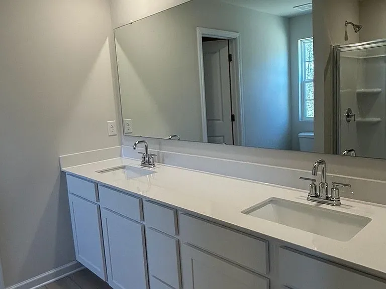 2533 Trollinger Dr — Photo 17