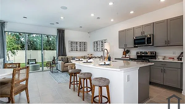 3 bed, 1663 sqft, $2,150 — Photo 3