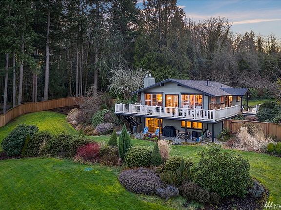 2nd image of 2104 59th Ave NW