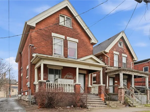 55 Chatham St, Brantford, ON N3T 2N8