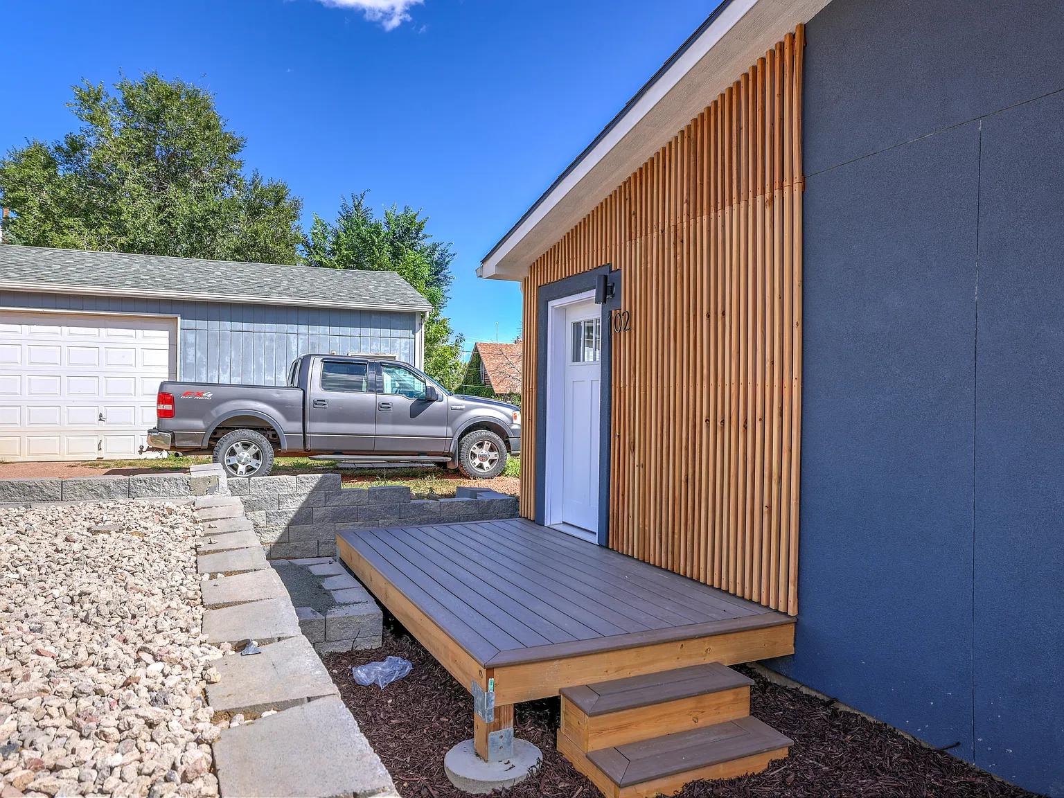 3 bed, 1152 sqft, $2,395 — Photo 3