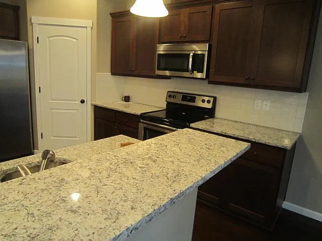 2630 NE 131st Ave — Photo 4