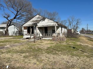 1017 S 8th St, Corsicana, TX 75110
