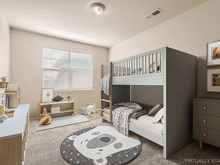 Maple Leaf Townhomes — Photo 11