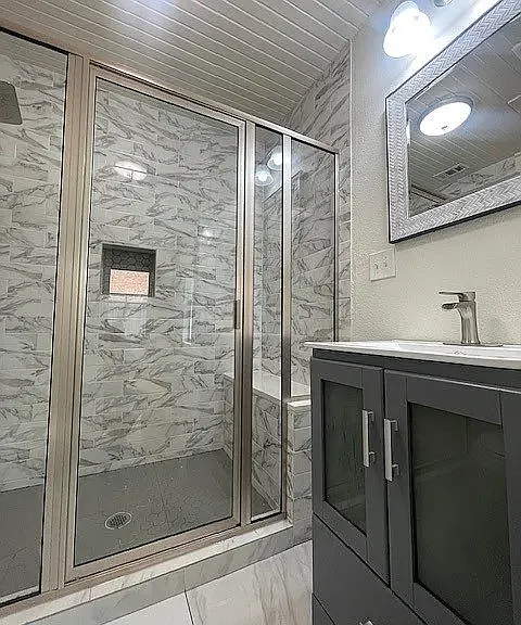 3819 Roseland Ave — Photo 24