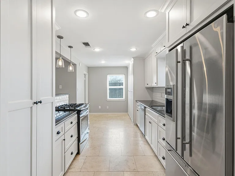 2502 Hollow Hook Rd — Photo 15