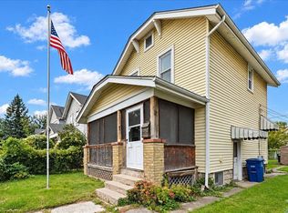 1570 Briarwood Ave, Columbus, OH 43211