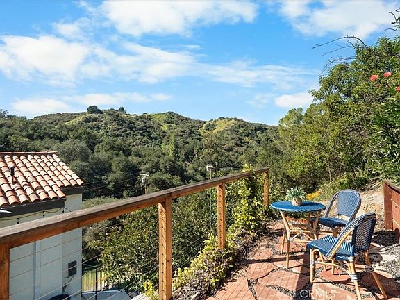 2nd image of 3418 Dorothy Rd