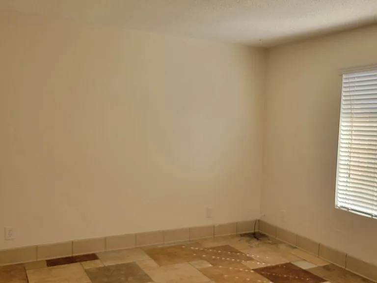 204 Cottonwood Ln #1 — Photo 7