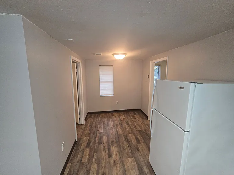 69 Lexington Dr E #1 — Photo 7