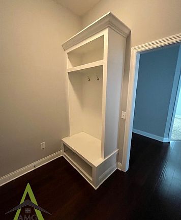 2nd image of 1324 Mayfield Ct