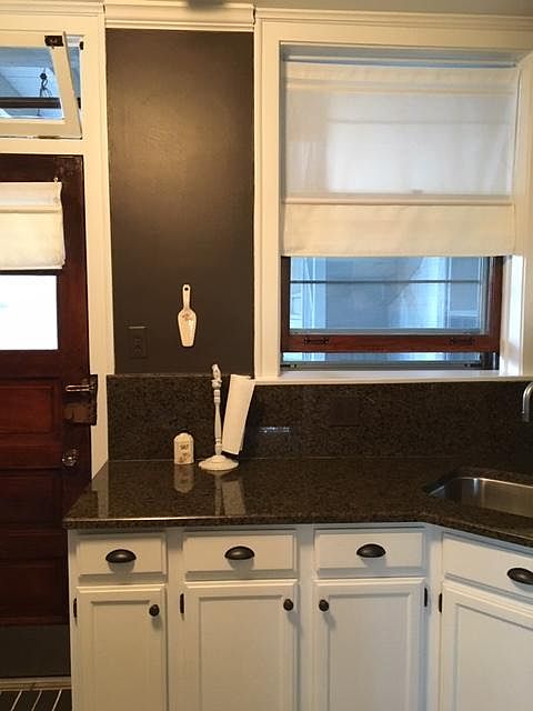 1st image of 4527 N Wolcott Ave APT 2A