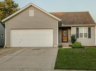 942 Pheasant Run Dr, Trenton, OH 45067