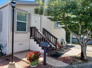 15 Golden Inn Way, Rancho Cordova, CA 95670