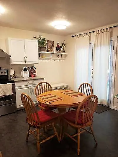 16 Woodgrove Court — Photo 4