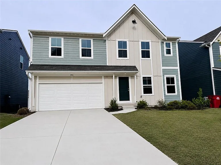 241 Port Way — Photo 1