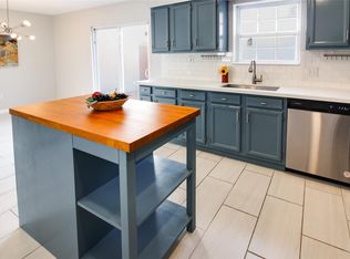 8868 Kempwood Dr, Houston, TX 77080