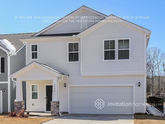 2nd image of 3996 Zepelin Way