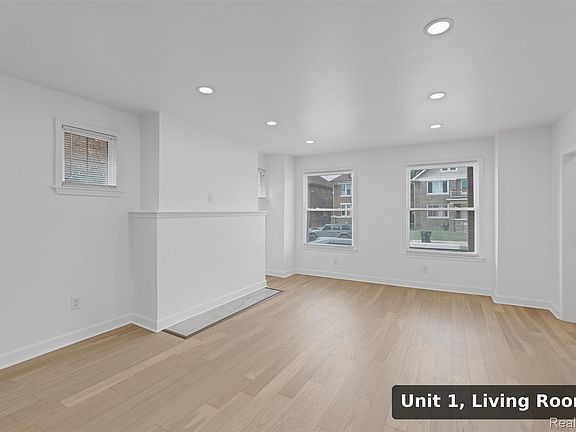2nd image of 4073 W Philadelphia St